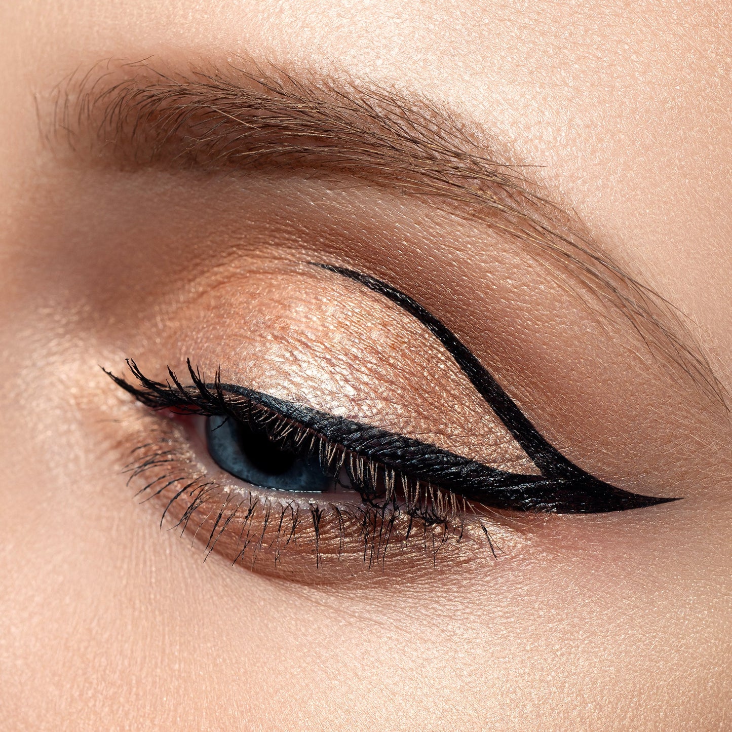 DIP LINER SHINY