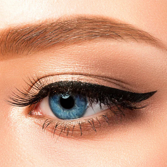 EYES ON FLEEK